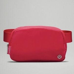Lululemon Belt Bag NWT